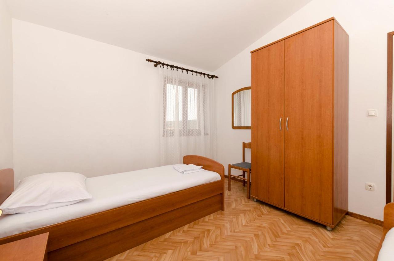 Apartment Damir พรีมอชเตน ภายนอก รูปภาพ