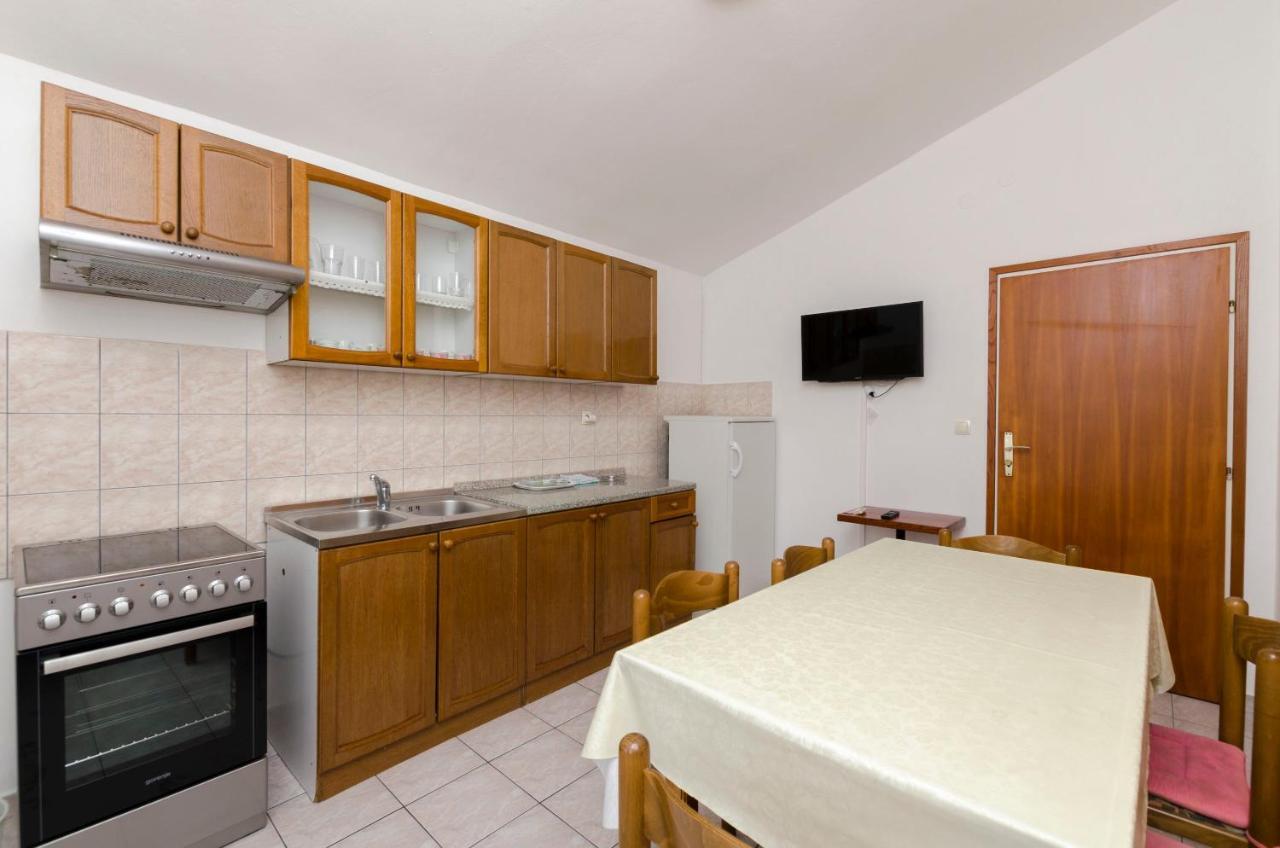 Apartment Damir พรีมอชเตน ภายนอก รูปภาพ