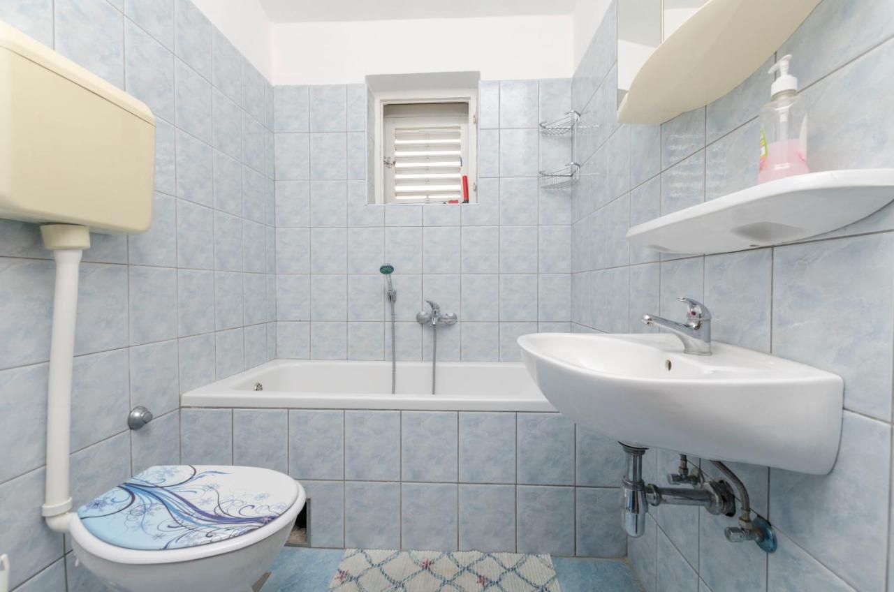 Apartment Damir พรีมอชเตน ภายนอก รูปภาพ